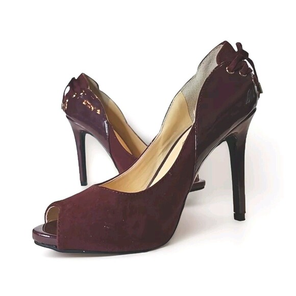 GUESS Burgundy Suede Open Toe Patent Leather Lace-Up Back 4.5 In Heel WMN SZ 6.5 - Picture 4 of 9